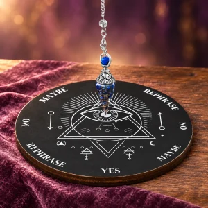Planche de Radiesthésie Gravée et Pendule en Cristal de Quartz